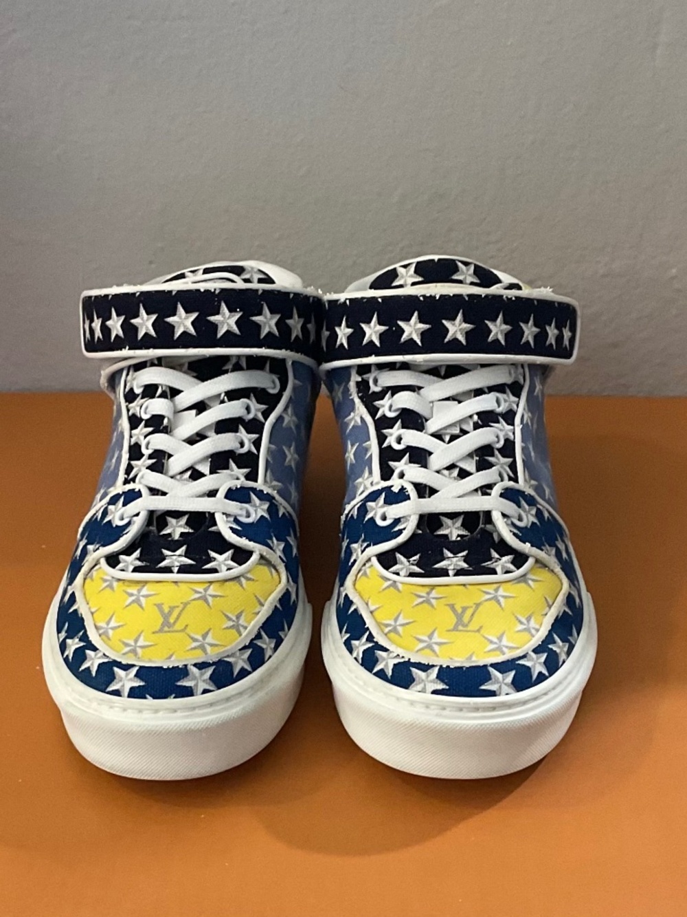 Louis Vuitton Sneakers 5710692.